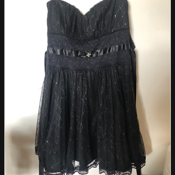 Cocktail dress - Picture 1 of 5